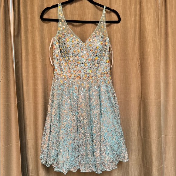 La Femme Dresses & Skirts - Elegant Sequin Embellished Dress